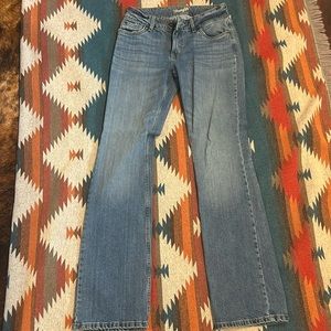 Wrangler boot cut jeans 3x24 worn once new condition